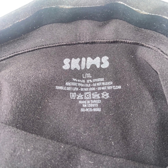 SKIMS Seamless Sculpt Mid Thigh Short Onyx L/XL - Picture 5 of 5